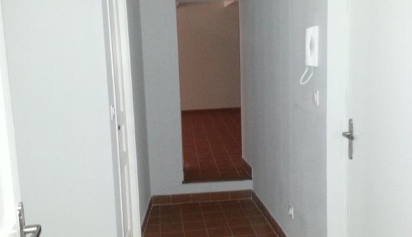 Logement tudiant T3 à Toulon (83200)