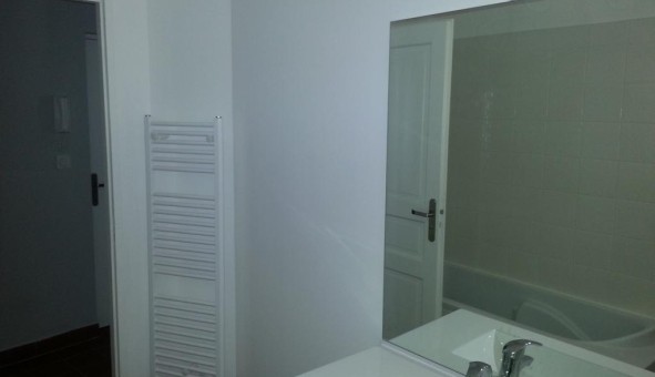 Logement tudiant T3 à Toulon (83200)
