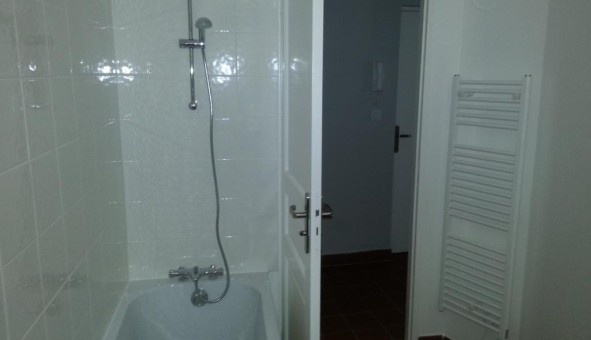 Logement tudiant T3 à Toulon (83200)