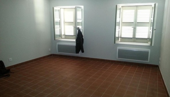 Logement tudiant T3 à Toulon (83200)