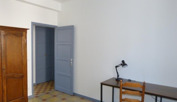 Logement tudiant T3 à Toulon (83200)