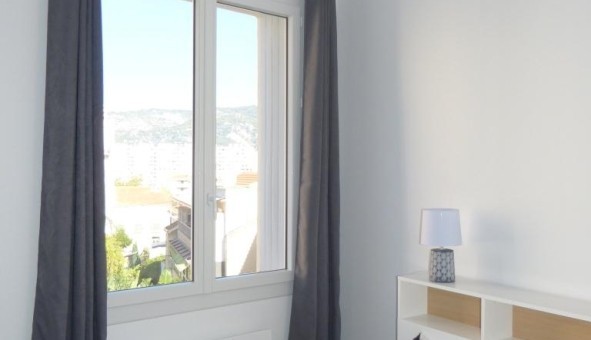 Logement tudiant T3 à Toulon (83200)