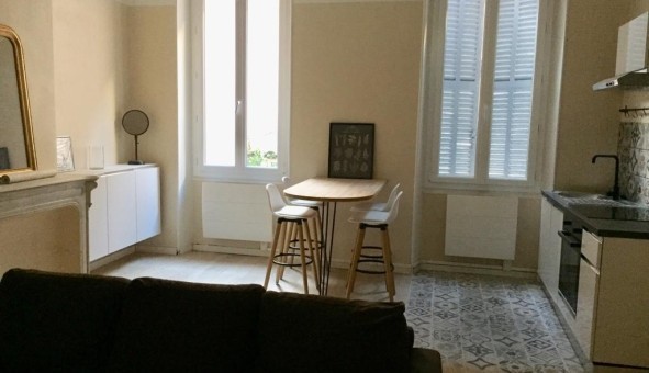Logement tudiant T3 à Toulon (83200)