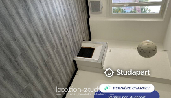 Logement étudiant Location T3 Vide Toulon (83200)