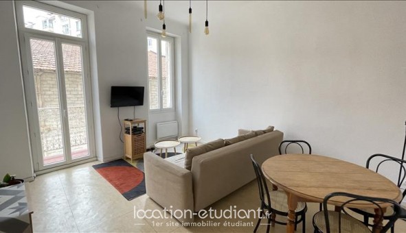Logement tudiant T3 à Toulon (83200)