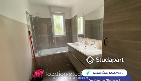 Logement �tudiant T3 &agrave; Toulon (83200)