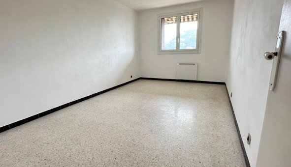 Logement �tudiant T3 &agrave; Toulon (83200)