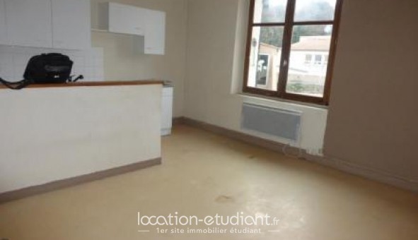 Logement étudiant T3 à Tourves (83170)