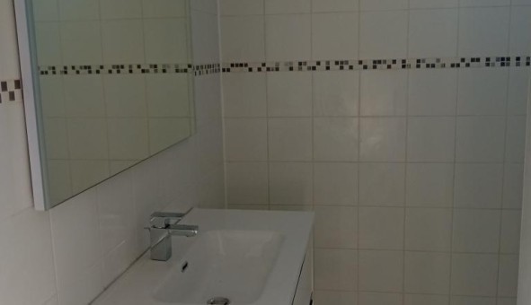 Logement �tudiant T3 &agrave; Trans en Provence (83720)