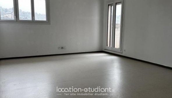 Logement tudiant Location T3 Vide Tulle (19000)