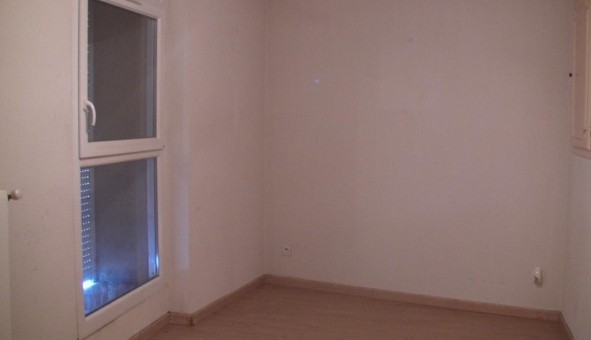 Logement tudiant T3 à Valence (26000)