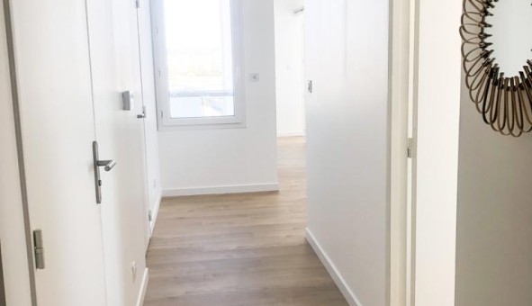 Logement tudiant T3 à Vaulx en Velin (69120)
