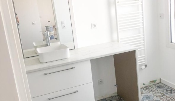 Logement tudiant T3 à Vaulx en Velin (69120)