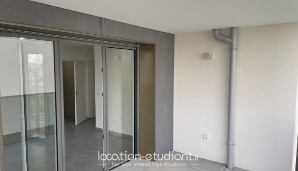 Logement �tudiant T3 &agrave; Vaulx en Velin (69120)