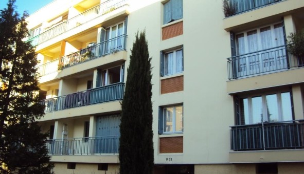 Logement �tudiant T3 &agrave; Vaulx en Velin (69120)