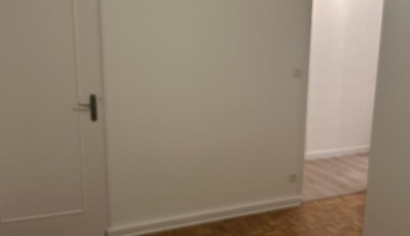 Logement �tudiant T3 &agrave; Vaulx en Velin (69120)