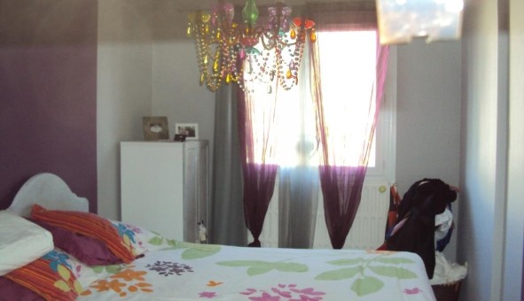 Logement �tudiant T3 &agrave; Vaulx en Velin (69120)