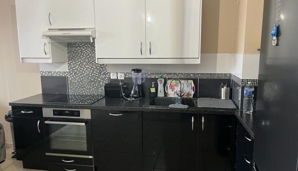 Logement �tudiant T3 &agrave; Vaulx en Velin (69120)