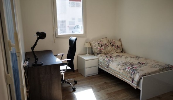 Logement �tudiant T3 &agrave; Vaulx en Velin (69120)