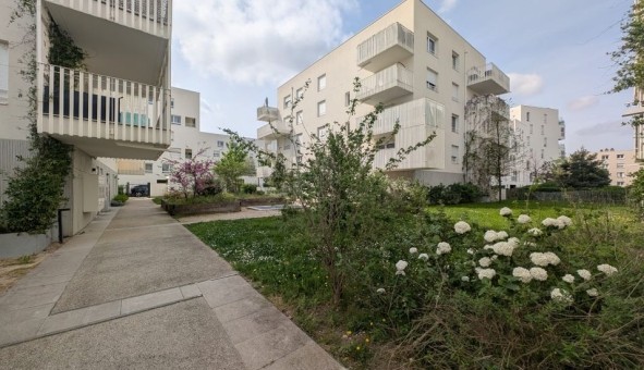 Logement �tudiant T3 &agrave; Vaulx en Velin (69120)