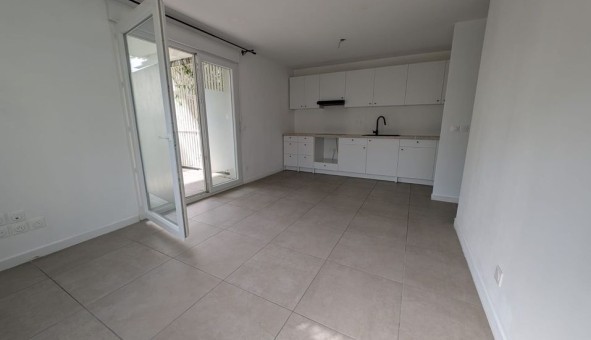 Logement �tudiant T3 &agrave; Vaulx en Velin (69120)