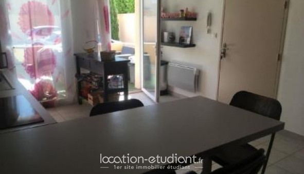 Logement tudiant T3 à Vedne (84270)