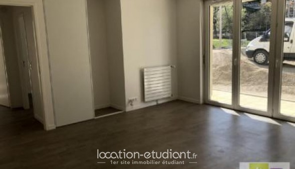 Logement tudiant T3 à Vlizy Villacoublay (78140)