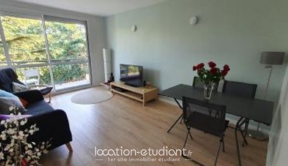 Logement tudiant T3 à Vlizy Villacoublay (78140)