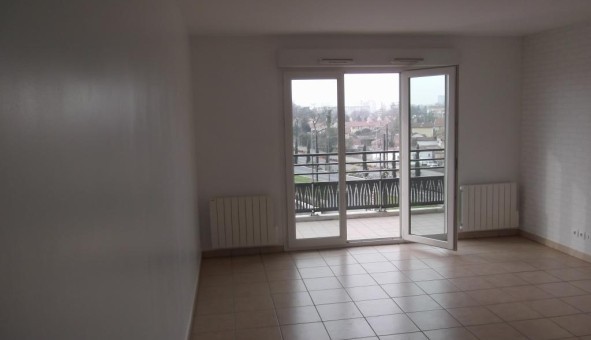 Logement tudiant T3 à Vnissieux (69200)