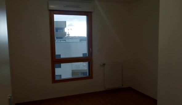 Logement tudiant T3 à Vnissieux (69200)