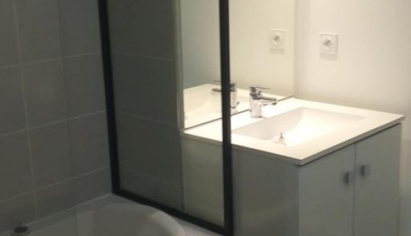 Logement tudiant T3 à Vnissieux (69200)