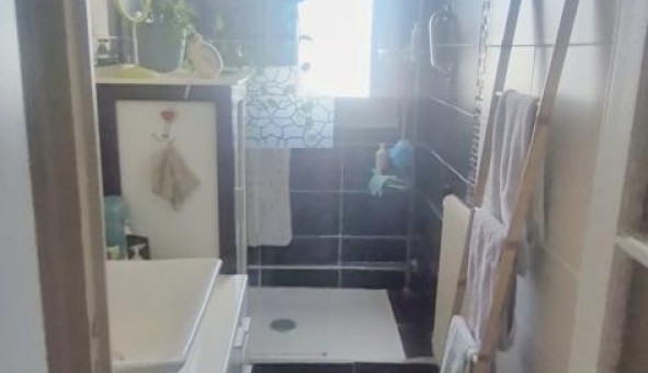 Logement tudiant Location T3 Vide Vnissieux (69200)