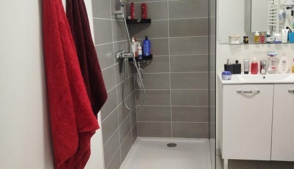 Logement tudiant T3 à Vnissieux (69200)