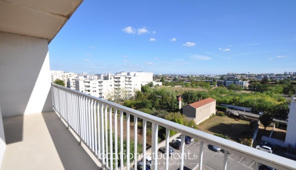 Logement �tudiant Location T3 Vide V�nissieux (69200)