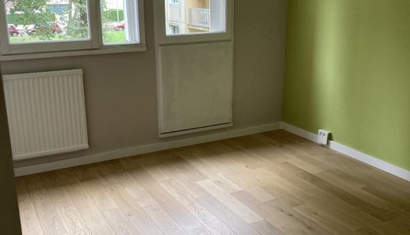 Logement tudiant T3 à Verneuil sur Seine (78480)
