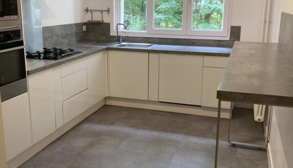 Logement tudiant T3 à Verneuil sur Seine (78480)