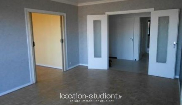 Logement tudiant T3 à Villars (42390)