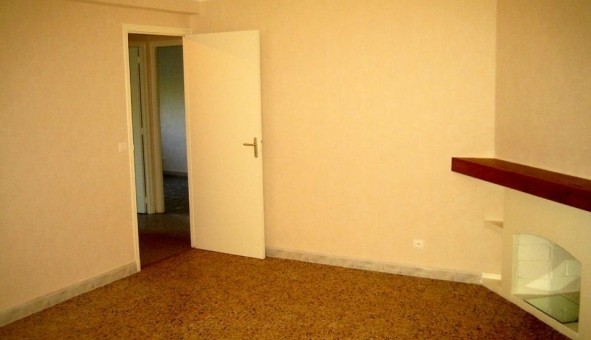 Logement �tudiant T3 &agrave; Ville di pietrabugno (20200)