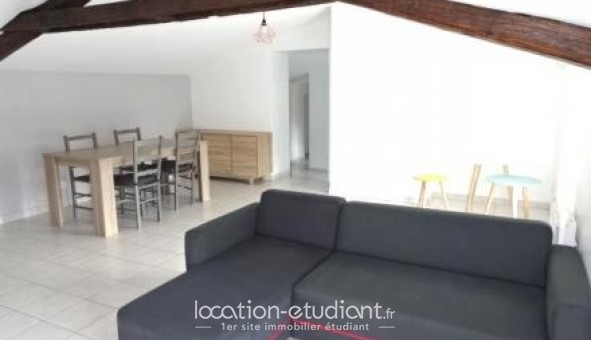 Logement tudiant T3 à Villefranche sur Sane (69400)