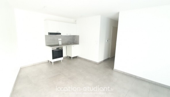 Logement tudiant T3 à Villefranche sur Sane (69400)