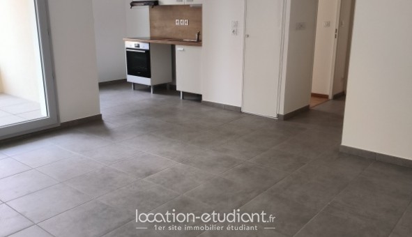 Logement tudiant T3 à Villefranche sur Sane (69400)