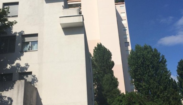 Logement tudiant Location T3 Vide Villeurbanne (69100)