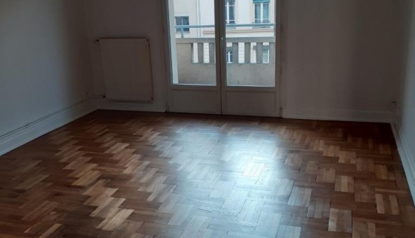 Logement tudiant Location T3 Vide Villeurbanne (69100)