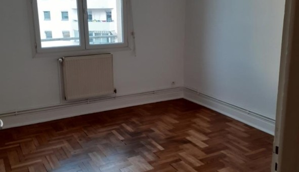 Logement tudiant T3 à Villeurbanne (69100)