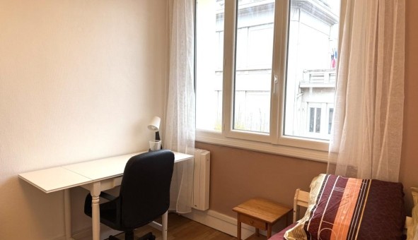 Logement tudiant T3 à Villeurbanne (69100)