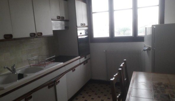 Logement tudiant T3 à Villeurbanne (69100)