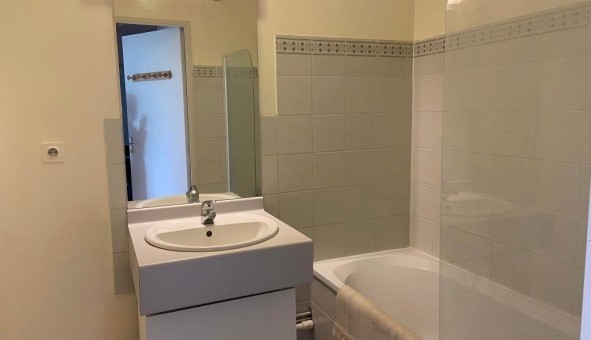Logement �tudiant T3 &agrave; Villeurbanne (69100)