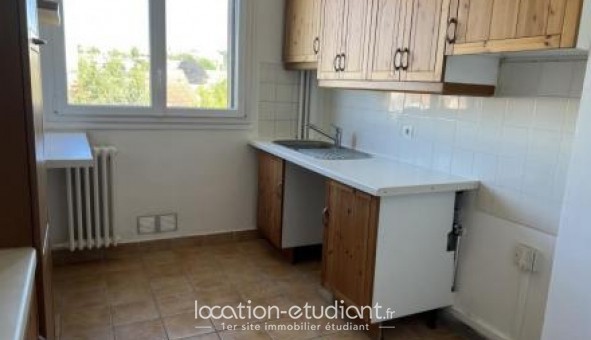 Logement étudiant T3 à Viroflay (78220)
