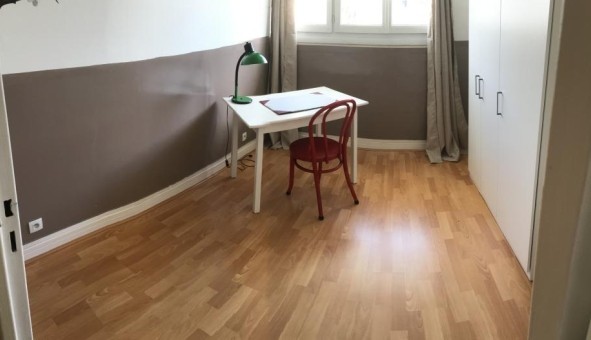 Logement tudiant T3 à Viroflay (78220)