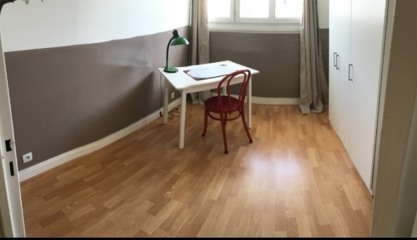 Logement tudiant T3 à Viroflay (78220)